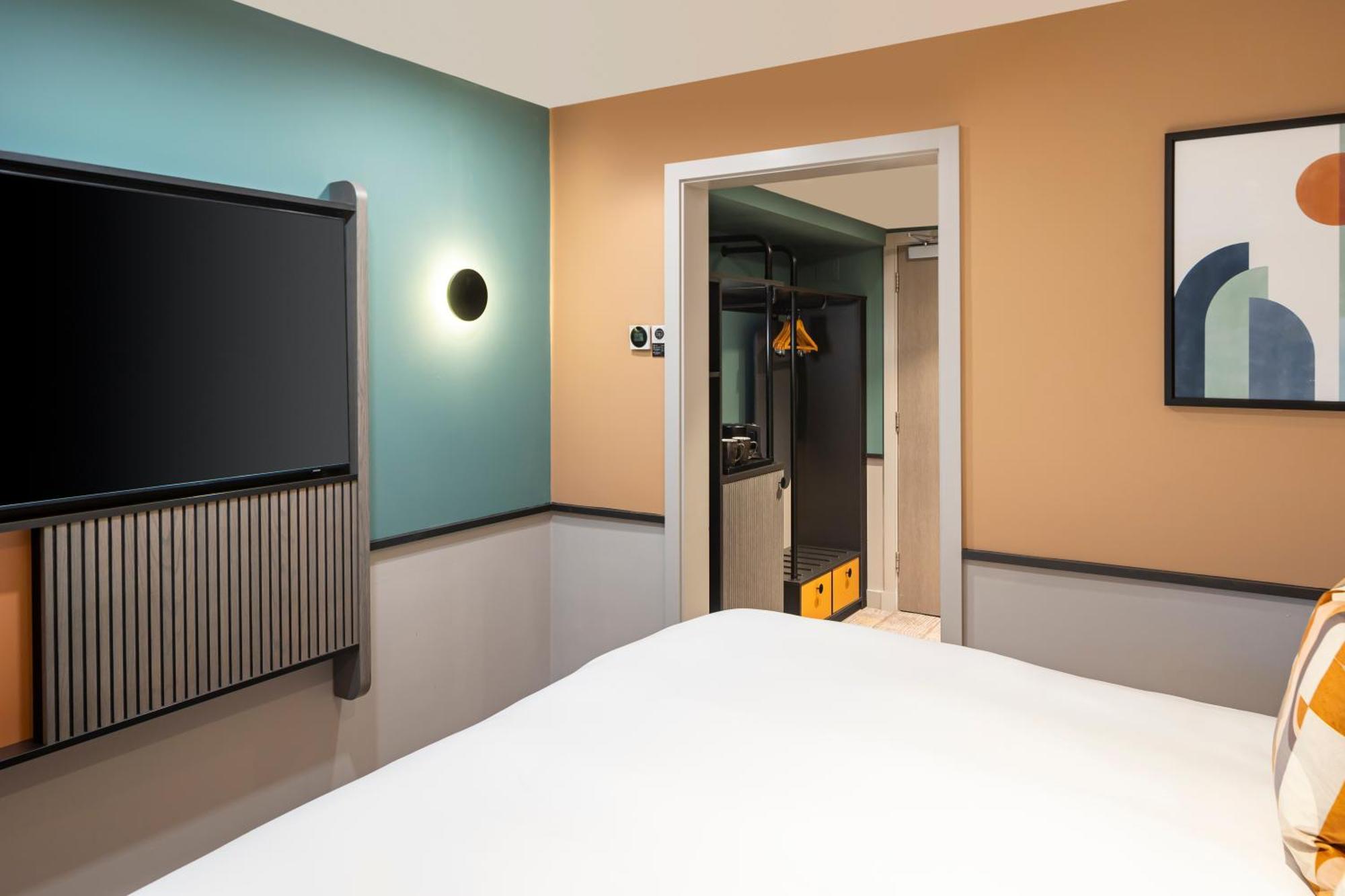 Voco Fareham - Solent By Ihg Hotel Bagian luar foto