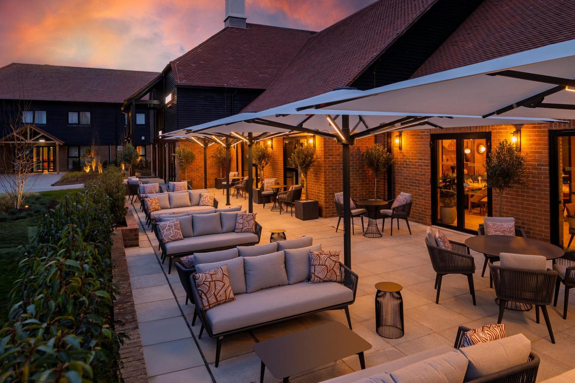 Voco Fareham - Solent By Ihg Hotel Bagian luar foto