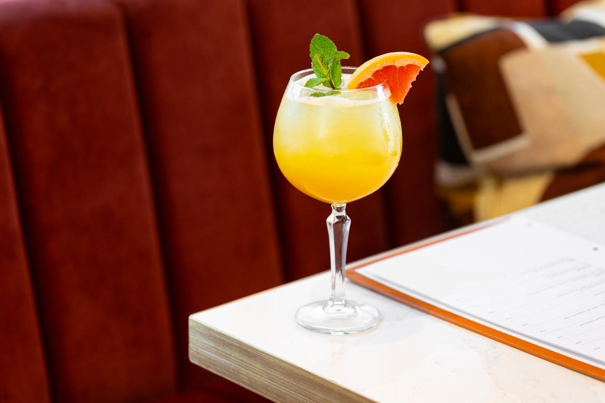 Voco Fareham - Solent By Ihg Hotel Bagian luar foto