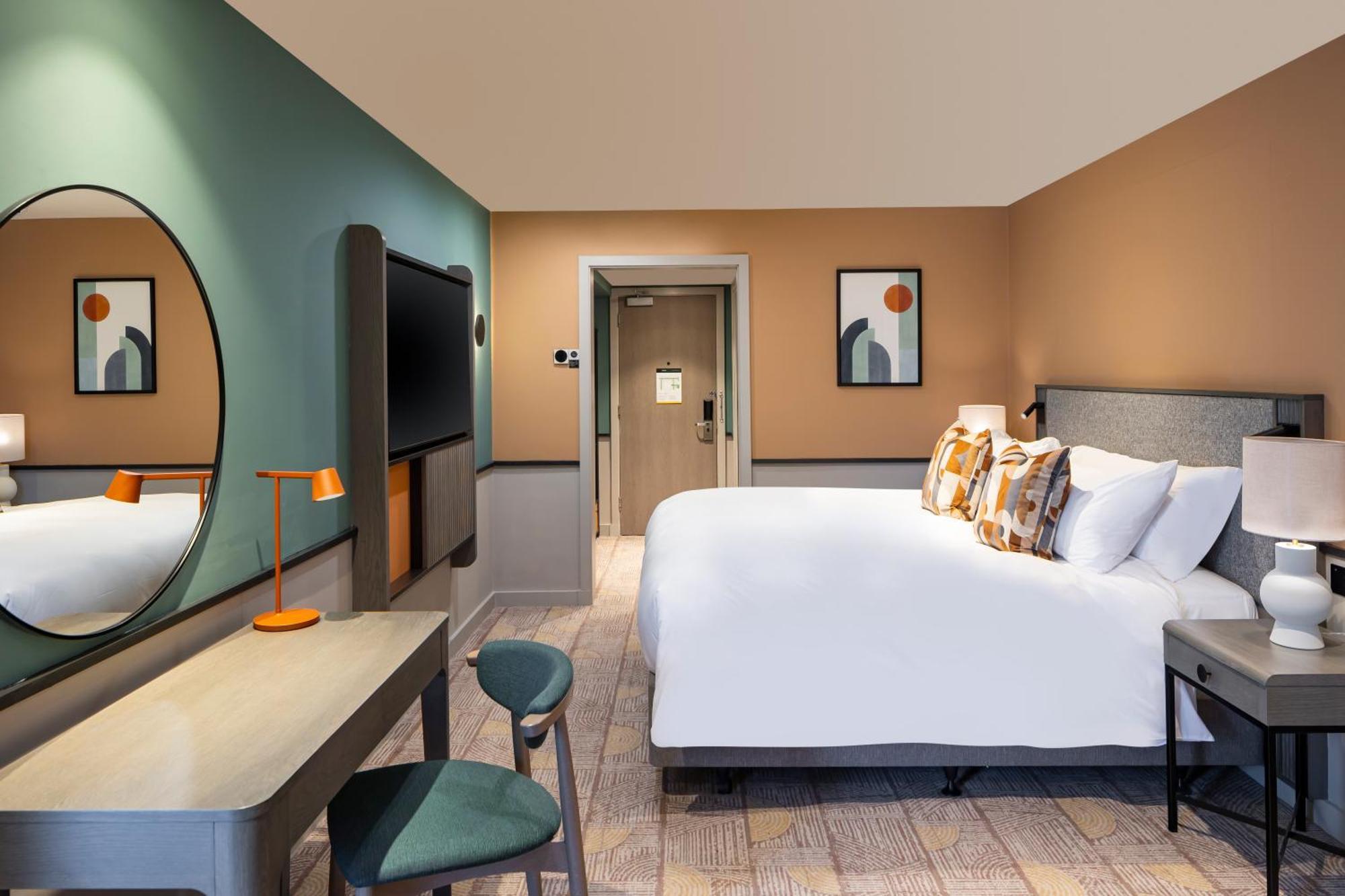 Voco Fareham - Solent By Ihg Hotel Bagian luar foto